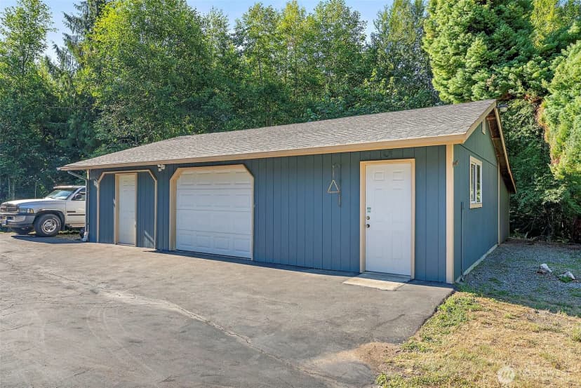 Property photo for 11905 Triviere Trail Se, Port Orchard photo 35