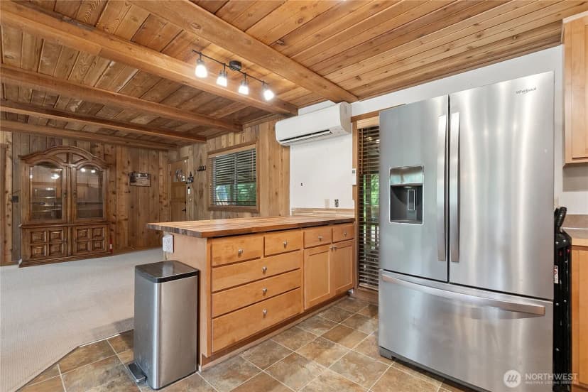 Property photo for 41371 N Shore Lane, Concrete photo 12