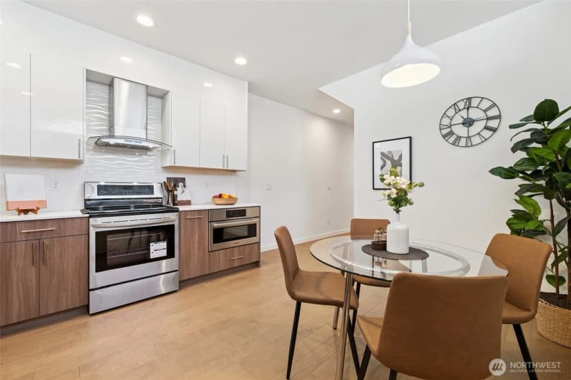 Property photo for 1742 12th Avenue S #a, Seattle photo 6
