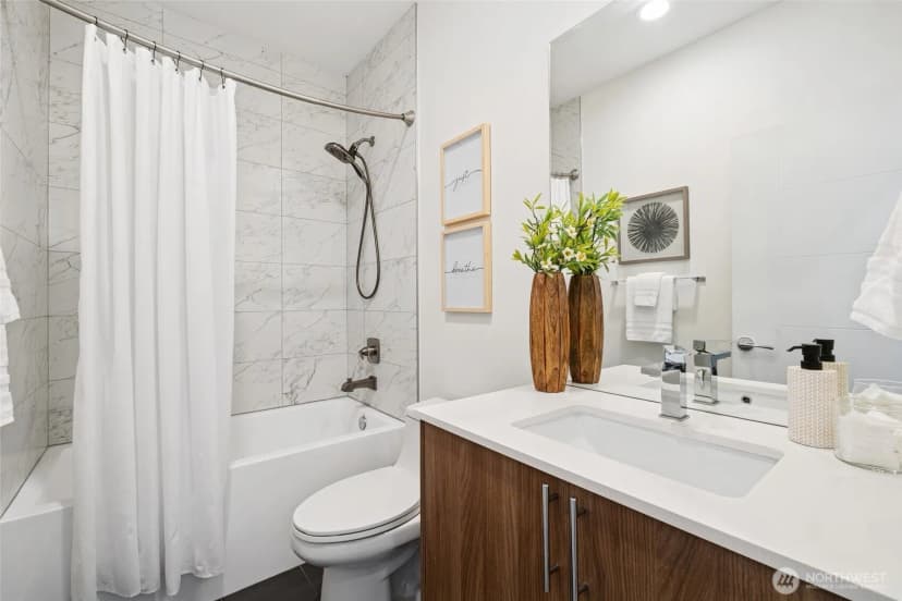 Property photo for 1742 12th Avenue S #a, Seattle photo 19