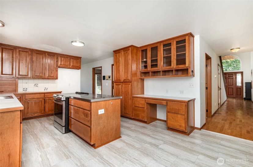 Property photo for 8516 83rd Street Ne, Marysville photo 9