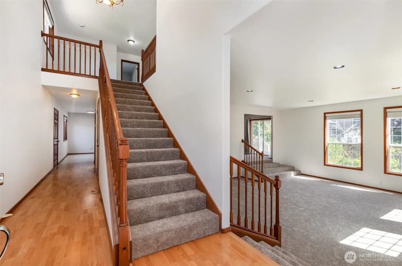 Property photo for 8516 83rd Street Ne, Marysville photo 5