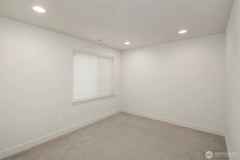Property photo for 8841 Dibble Avenue Nw, Seattle photo 28