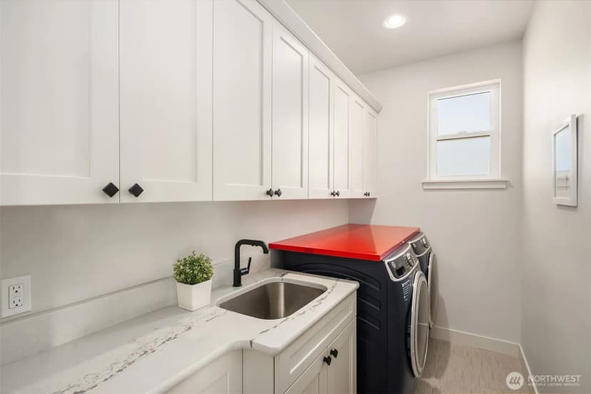 Property photo for 8841 Dibble Avenue Nw, Seattle photo 24