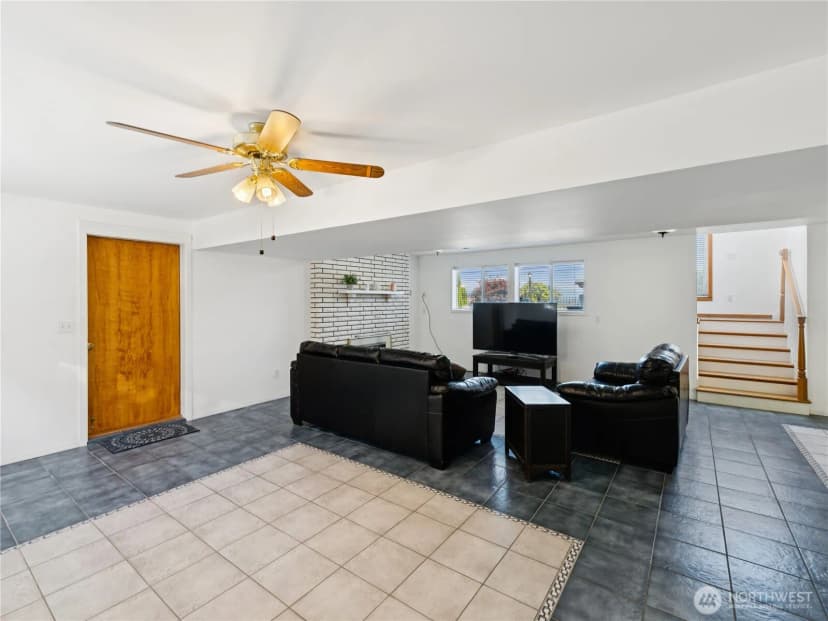 Property photo for 3306 M Avenue, Anacortes photo 27