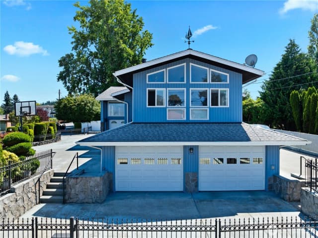 Property photo for 3306 M Avenue, Anacortes photo 5