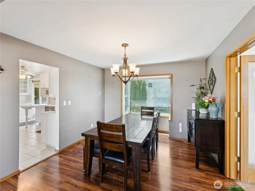 Property photo for 3306 M Avenue, Anacortes photo 7