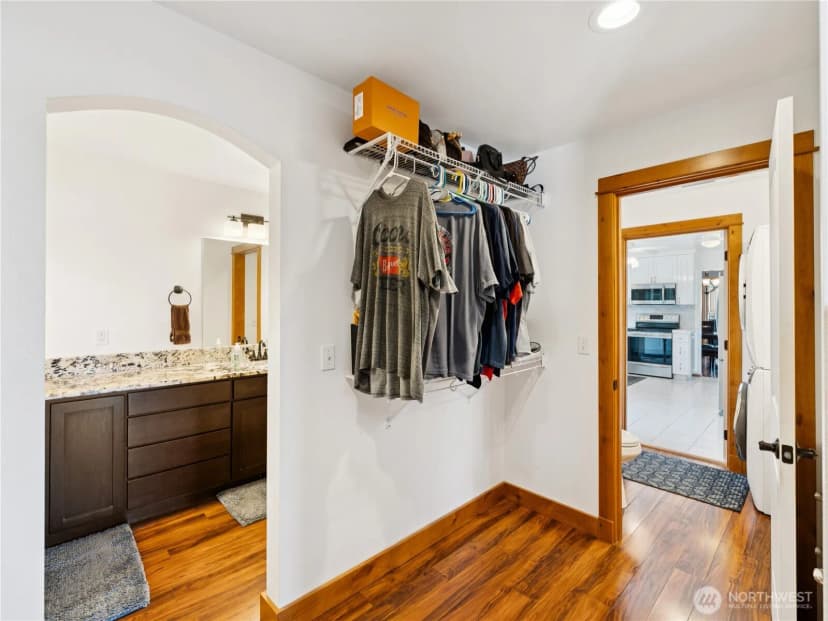 Property photo for 3306 M Avenue, Anacortes photo 18
