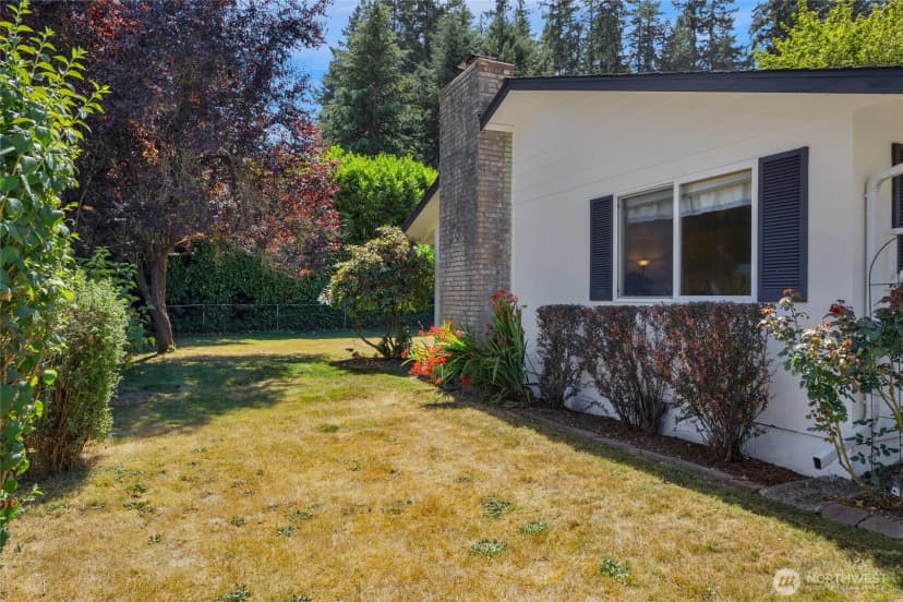 Property photo for 533 E Division Street, Arlington photo 7