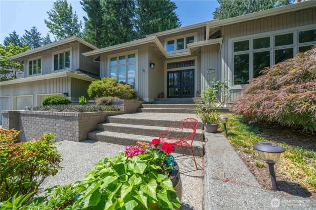 Property photo for 3013 224th Avenue Ne, Sammamish photo 2