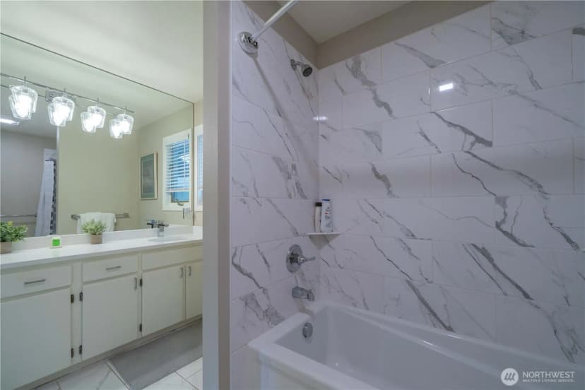 Property photo for 3013 224th Avenue Ne, Sammamish photo 35