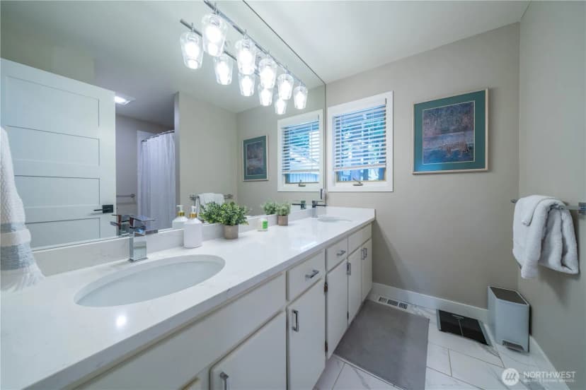 Property photo for 3013 224th Avenue Ne, Sammamish photo 36