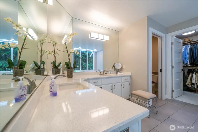 Property photo for 3013 224th Avenue Ne, Sammamish photo 28