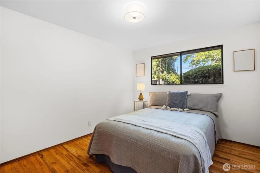 Property photo for 8230 215th Street Sw, Edmonds photo 15