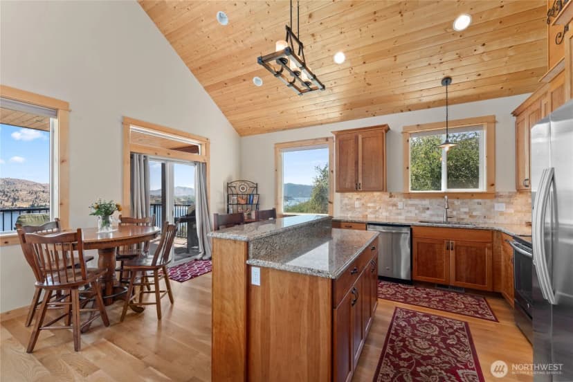 Property photo for 14522 Morning Sun Drive, Chelan photo 12