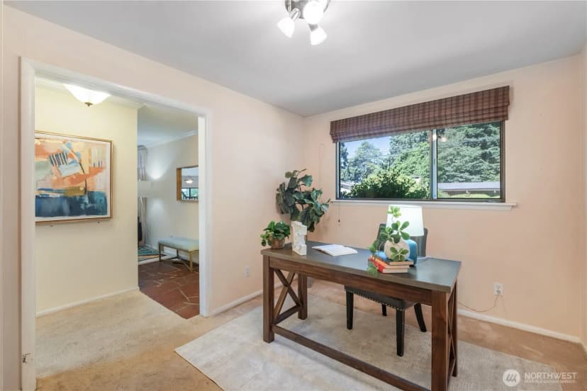 Property photo for 941 20th Place W, Kirkland photo 27