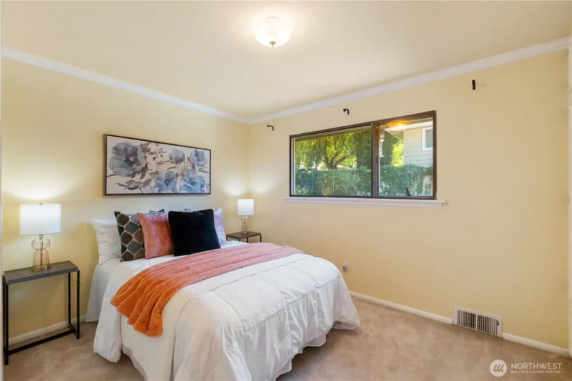 Property photo for 941 20th Place W, Kirkland photo 30