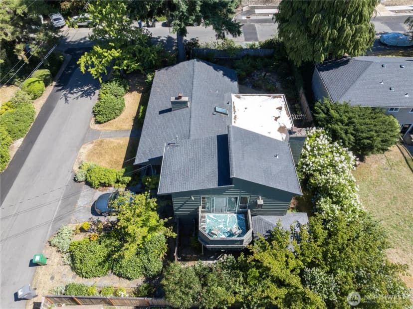 Property photo for 941 20th Place W, Kirkland photo 40