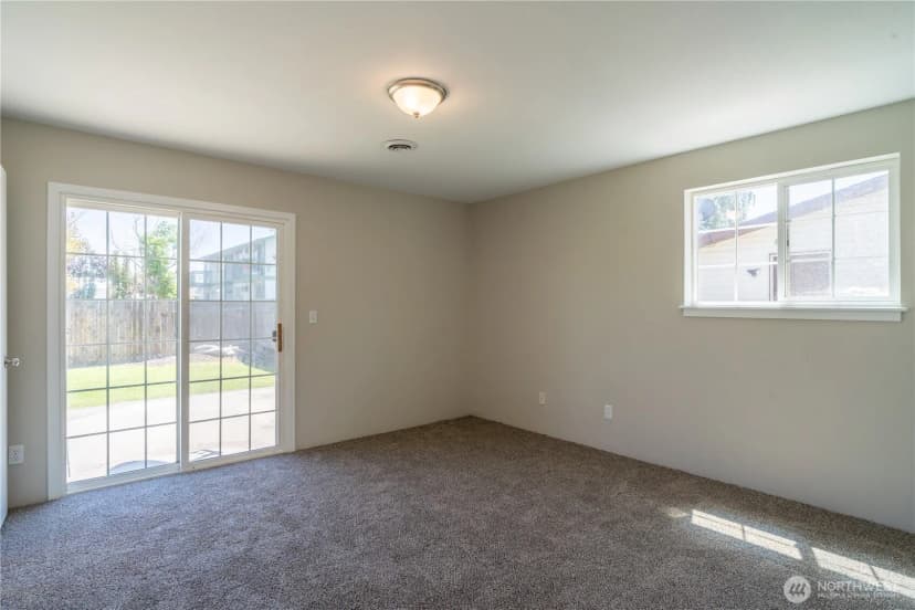 Property photo for 230 D Street Ne, Ephrata photo 18