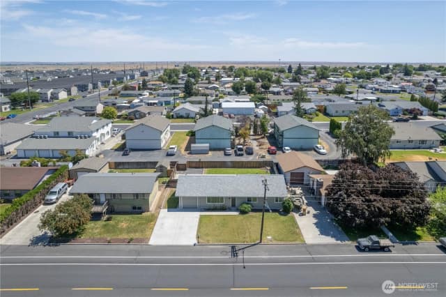 Property photo for 230 D Street Ne, Ephrata