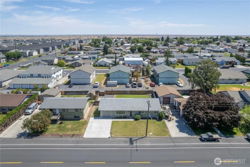 Property photo for 230 D Street Ne, Ephrata