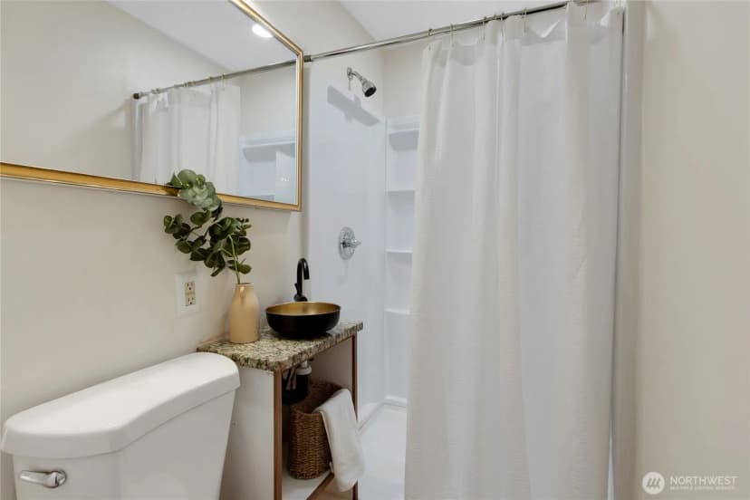Property photo for 4715 Ne Boston Harbor Road, Olympia photo 11