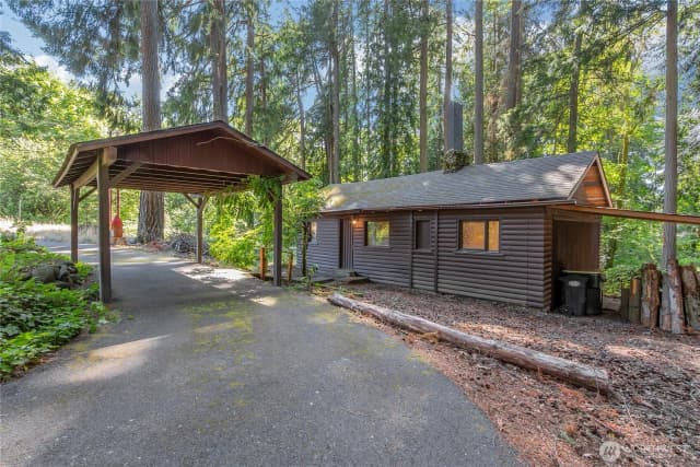 Property photo for 4715 Ne Boston Harbor Road, Olympia