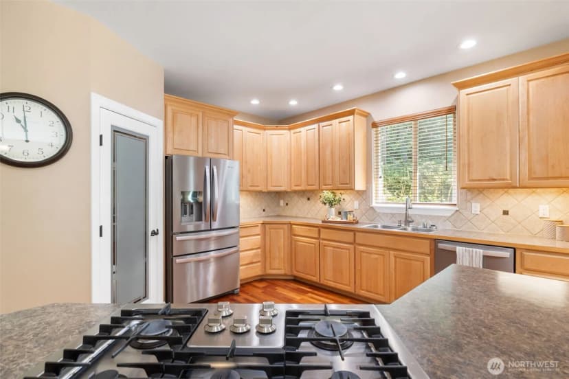 Property photo for 4001 35th Avenue Nw, Gig Harbor photo 13