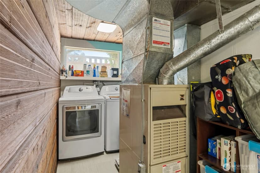 Property photo for 922 Sw 160th Street, Burien photo 15