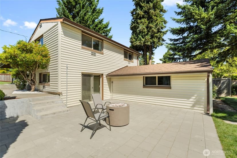 Property photo for 922 Sw 160th Street, Burien photo 24