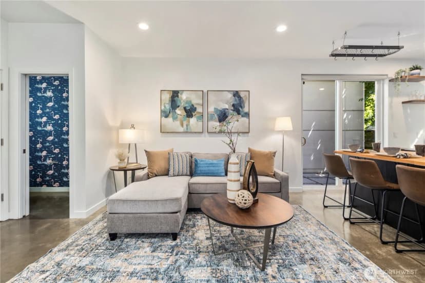 Property photo for 1804 25th Avenue #a, Seattle photo 4
