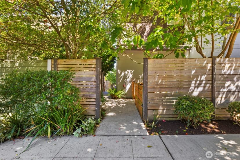 Property photo for 1804 25th Avenue #a, Seattle photo 22