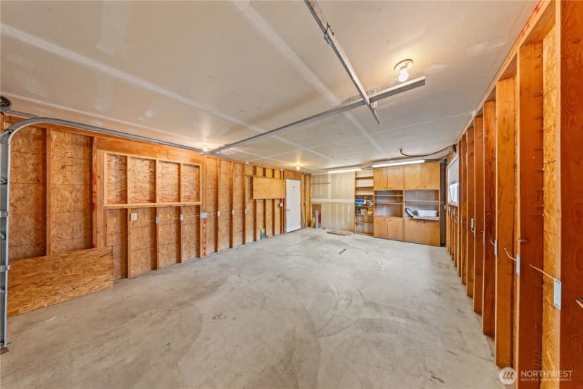 Property photo for 4014 Commercial Avenue, Anacortes photo 25