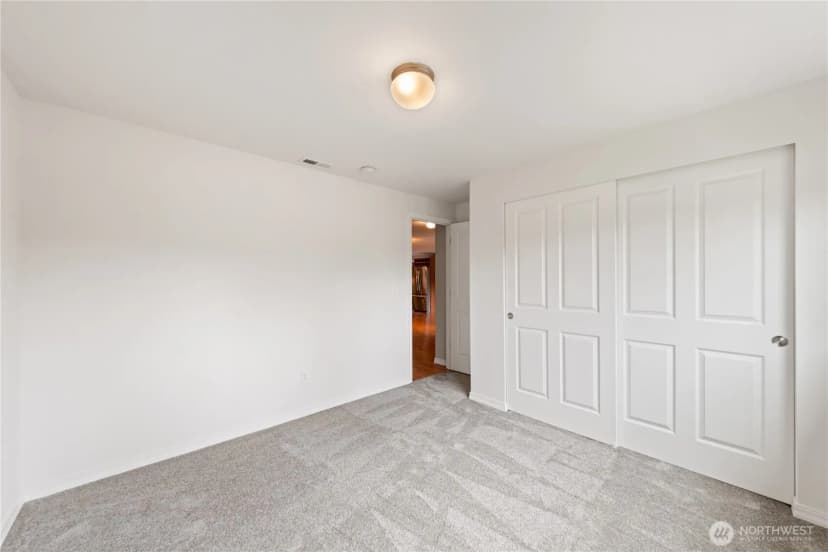 Property photo for 4014 Commercial Avenue, Anacortes photo 19