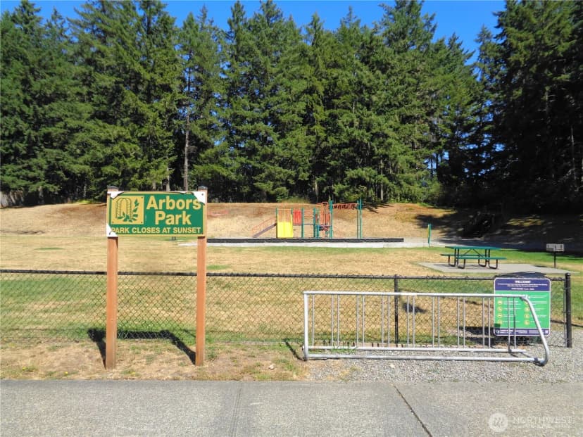 Property photo for 4110 Arbor Drive Se, Lacey photo 24