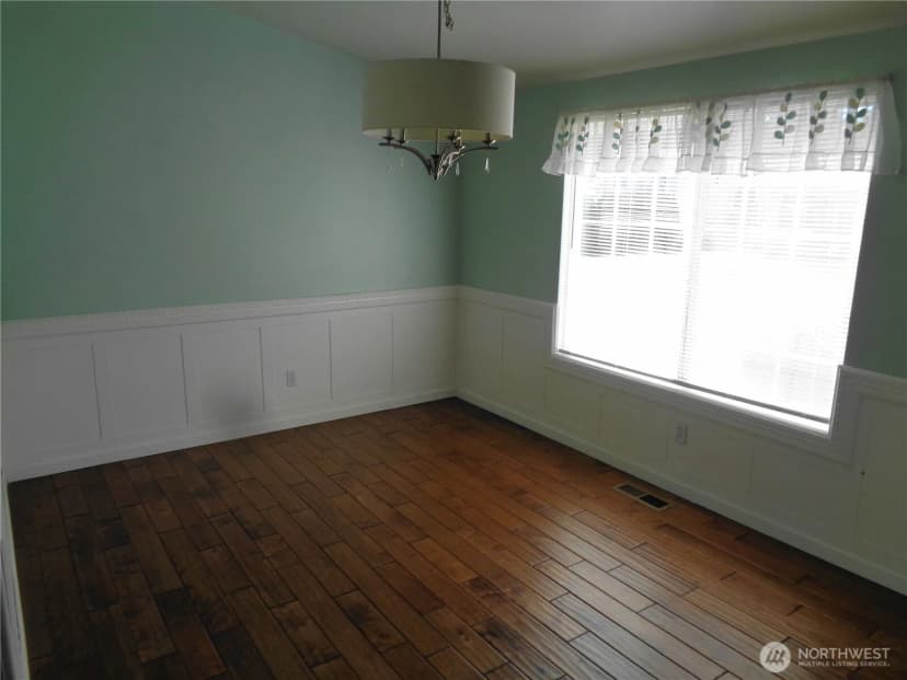 Property photo for 4110 Arbor Drive Se, Lacey photo 6
