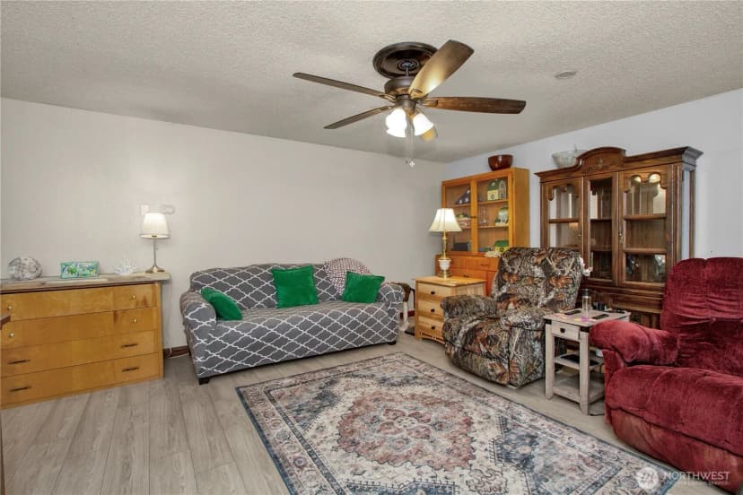 Property photo for 228 Lee Street Se, Tumwater photo 4