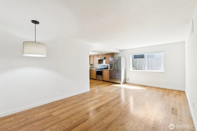 Property photo for 13706 Se 172nd Street, Renton photo 9