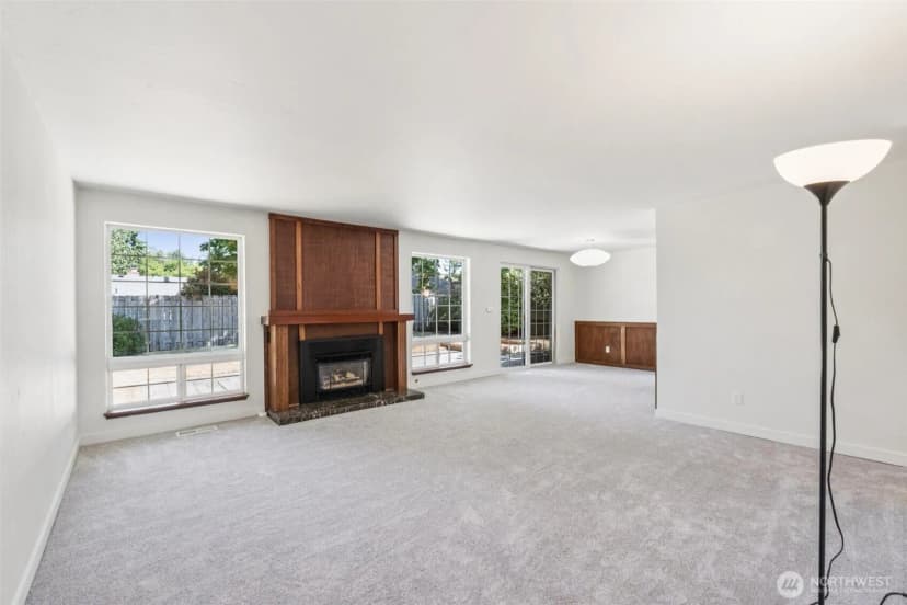Property photo for 13706 Se 172nd Street, Renton photo 5