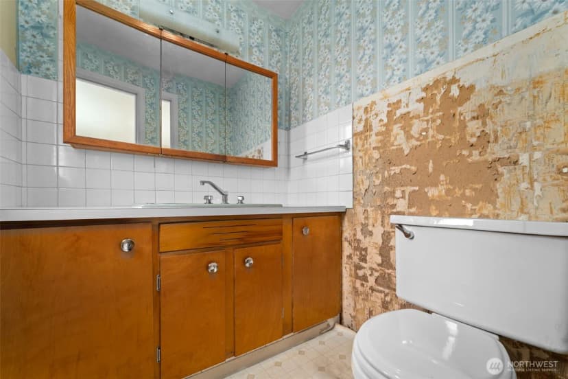 Property photo for 6315 36th Street W, University Place photo 11