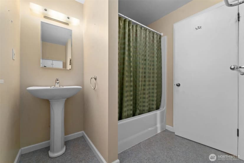 Property photo for 6315 36th Street W, University Place photo 18