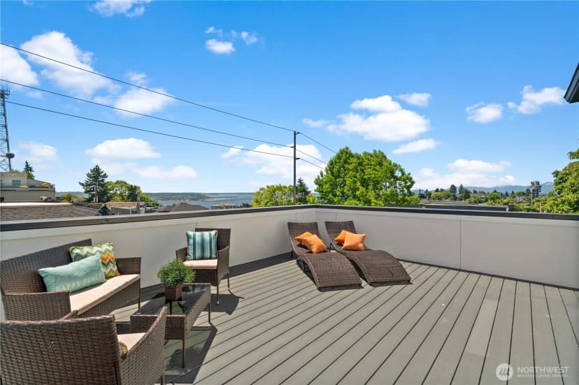 Property photo for 1504 1st Avenue N, Seattle photo 21