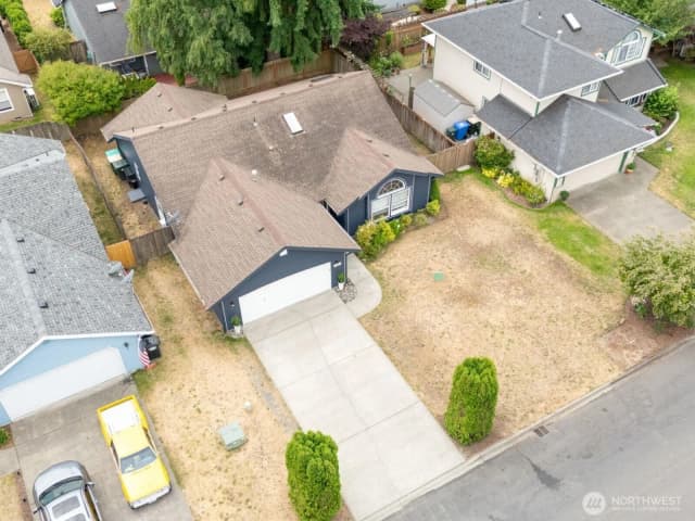 Property photo for 6032 60th Loop Se, Lacey photo 3
