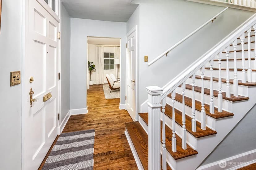 Property photo for 7521 30th Avenue Ne, Seattle photo 10