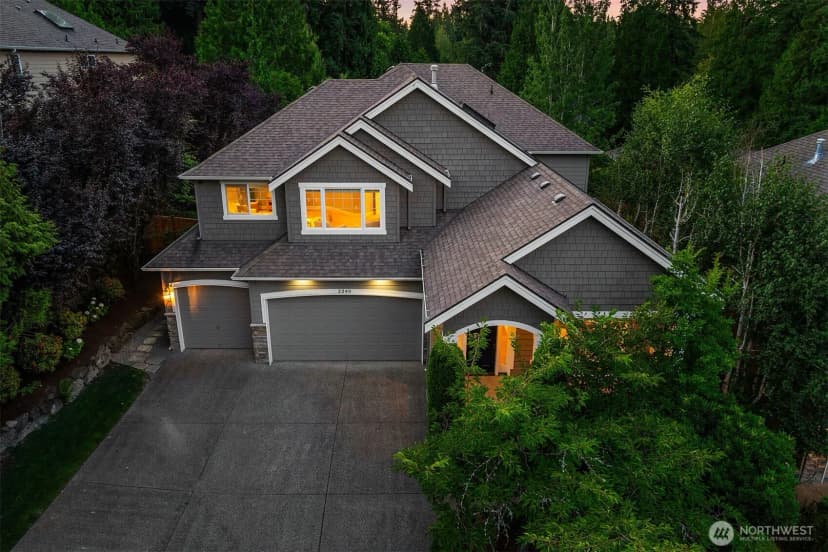 Property photo for 2240 167th Avenue Se, Bellevue photo 2