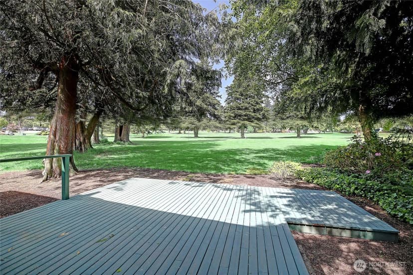 Property photo for 16769 Country Club Drive, Burlington photo 20