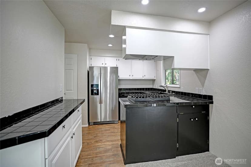 Property photo for 16769 Country Club Drive, Burlington photo 33