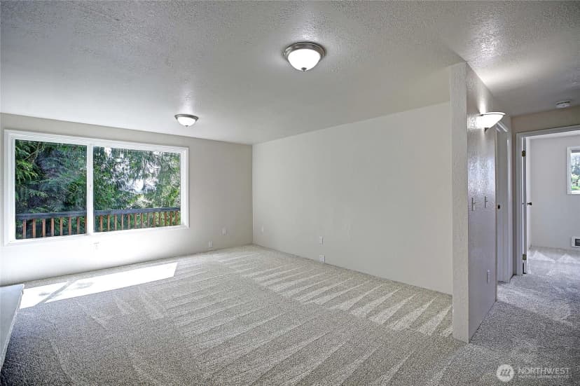 Property photo for 16769 Country Club Drive, Burlington photo 34
