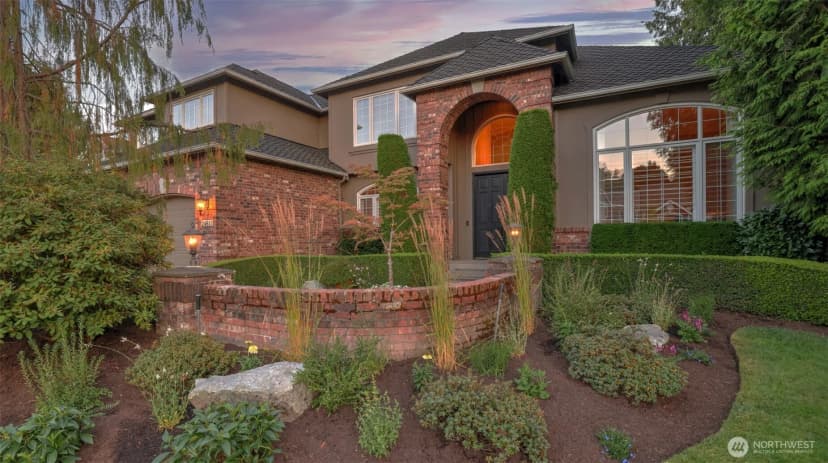 Property photo for 24611 Se 2nd Place, Sammamish photo 2