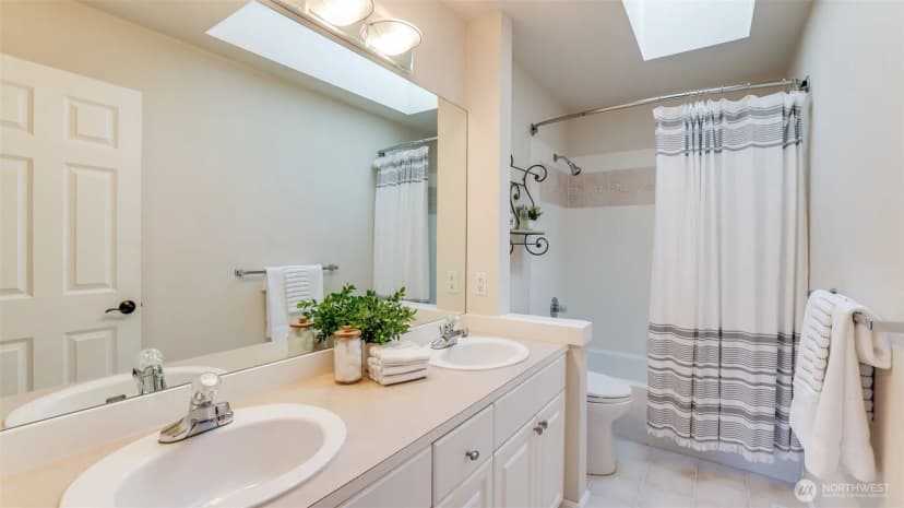 Property photo for 24611 Se 2nd Place, Sammamish photo 27